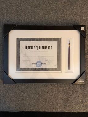MCS Diploma of Graduation 11x17.5 Frame for 8.5x11 Document/Certificate & Tassel